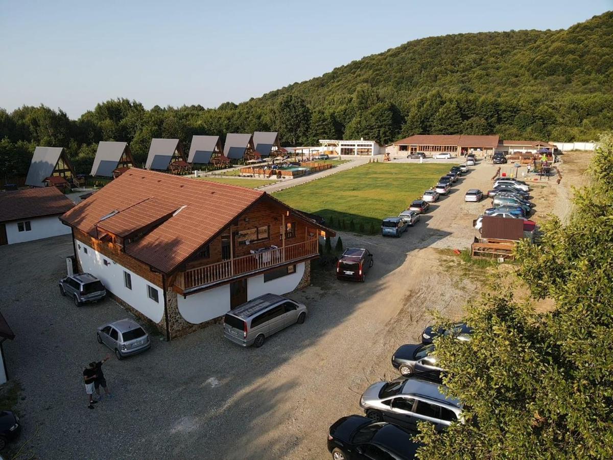 Doka Valea Sebesului A-Frame Hotel Eksteriør billede